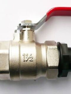 water shut off valve keeps turning