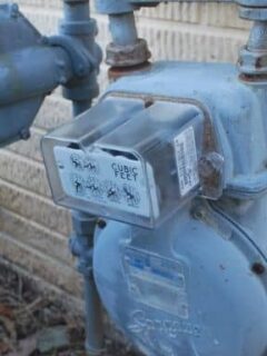gas meter making whistling noise