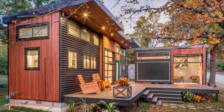 how much does it cost to build a tiny house