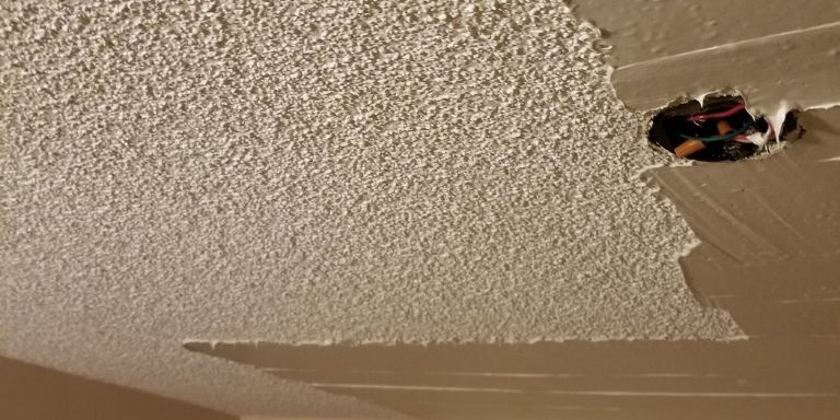 How To Get Rid Of Mold On Popcorn Ceiling In Bathroom 2084